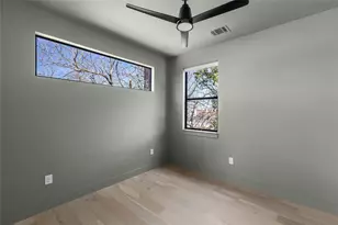 2804 E 22nd St, Austin, TX 78722 - Photo 18