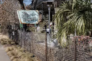 2804 E 22nd St, Austin, TX 78722 - Photo 32