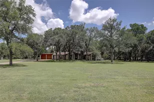 205 E Esparada Dr, Georgetown, TX 78628 - Photo 8