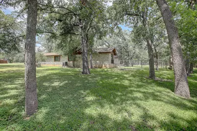 205 E Esparada Drive, Georgetown, TX 78628 - Photo 6