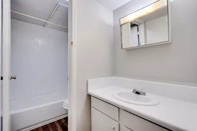 311 E 31st Street #303A, Austin, TX 78705 - Photo 18