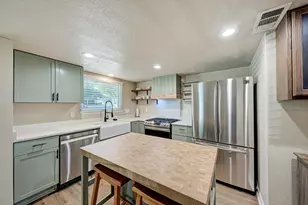 4708 Adelphi Ln, Austin, TX 78727 - Photo 8