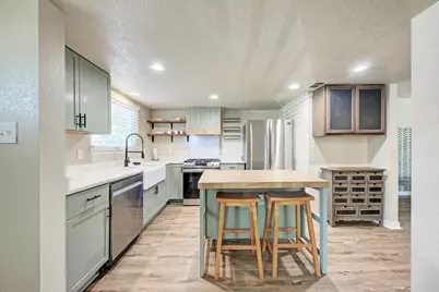 4708 Adelphi Lane, Austin, TX 78727 - Photo 2