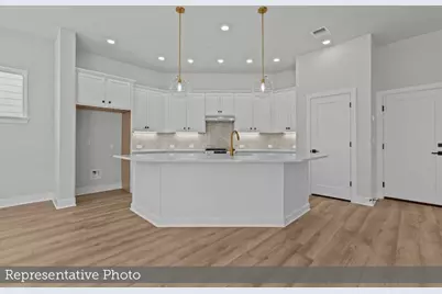 1014 Lucinda Williams Drive, Austin, TX 78744 - Photo 2