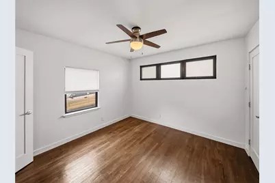 1715 Hillcrest Lane, Austin, TX 78721 - Photo 18