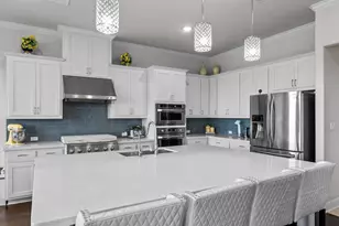 2504 Long Lasso Pass, Leander, TX 78641 - Photo 30