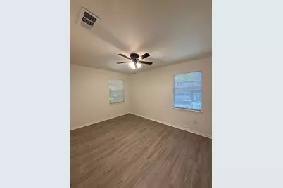 1802 W Avenue H Avenue #C, Temple, TX 76504 - Photo 12