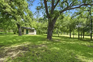 1505 W Creek Loop, Round Rock, TX 78681 - Photo 28
