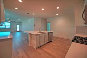 7920 City Top Blvd, Austin, TX 78724 - Photo 10