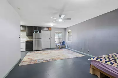 312 Blackson Avenue, Austin, TX 78752 - Photo 12