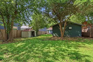 312 Blackson Ave, Austin, TX 78752 - Photo 22
