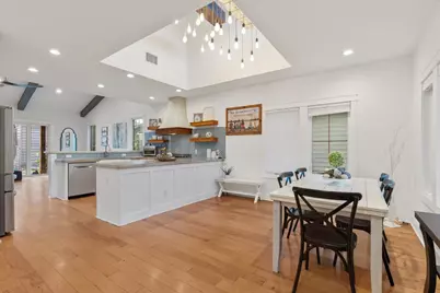 7512 Hardy Drive, Austin, TX 78757 - Photo 2
