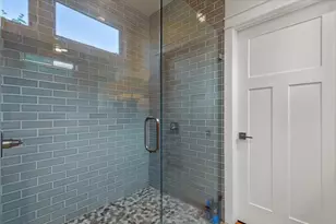 7512 Hardy Dr, Austin, TX 78757 - Photo 10