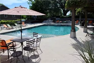 2917 Stock Dr W, Austin, TX 78741 - Photo 28