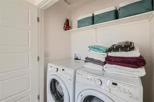 2917 Stock Dr W, Austin, TX 78741 - Photo 20