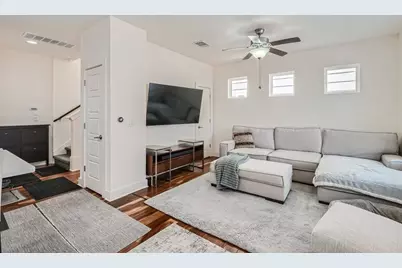 2917 Stock Drive W #128C, Austin, TX 78741 - Photo 4