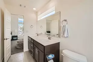 2917 Stock Dr W, Austin, TX 78741 - Photo 12