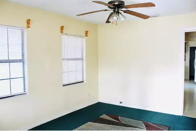 4704 Gonzales Street, Austin, TX 78702 - Photo 6