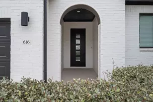 616 Hallwood Dr, Liberty Hill, TX 78642 - Photo 2
