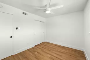 7929 Gault St, Austin, TX 78757 - Photo 18
