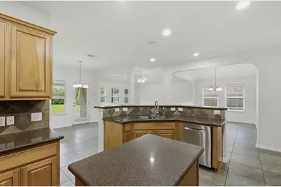 212 Tulip Trail Bend, Cedar Park, TX 78613 - Photo 10