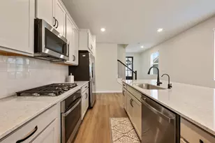 283 Ranier Wy, Dripping Springs, TX 78620 - Photo 10