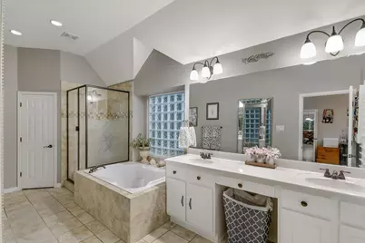 300 Wesley Ridge Drive, Spicewood, TX 78669 - Photo 20