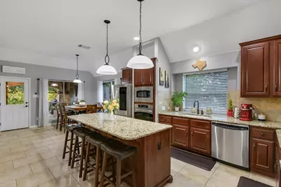 300 Wesley Ridge Drive, Spicewood, TX 78669 - Photo 14