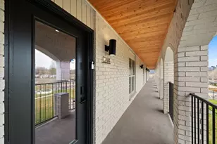 5911 Sheridan Ave Ln, Austin, TX 78723 - Photo 4