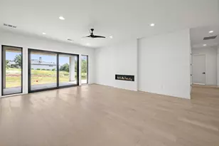 201 Custers Last Stand, Horseshoe Bay, TX 78657 - Photo 34