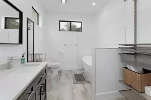 7001 Rr 2222 Rd, Austin, TX 78730 - Photo 16