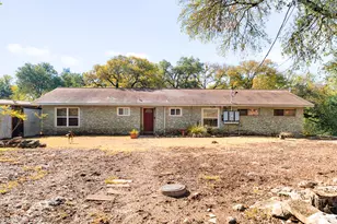 2105 Allred Dr, Austin, TX 78748 - Photo 8