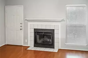 2414 Longview St, Austin, TX 78705 - Photo 2