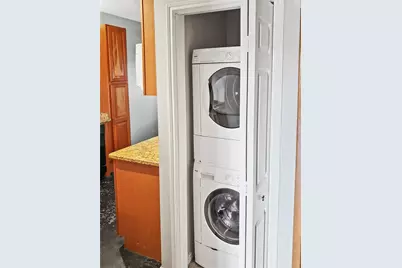 2414 Longview Street #206, Austin, TX 78705 - Photo 4