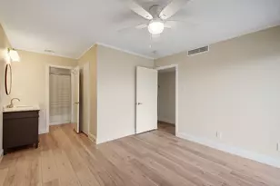 105 World of Tennis Sq, Lakeway, TX 78738 - Photo 24