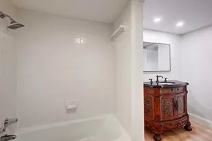 105 World of Tennis Sq, Lakeway, TX 78738 - Photo 16