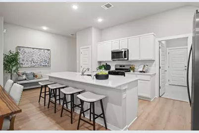 154 Tolo Drive, Elgin, TX 78621 - Photo 6