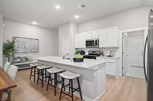 154 Tolo Dr, Elgin, TX 78621 - Photo 6