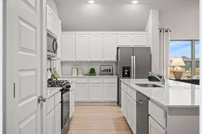 154 Tolo Drive, Elgin, TX 78621 - Photo 4