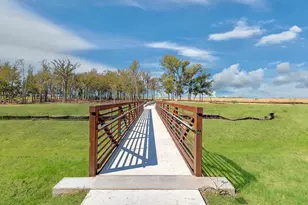 154 Tolo Dr, Elgin, TX 78621 - Photo 40