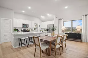 154 Tolo Dr, Elgin, TX 78621 - Photo 10