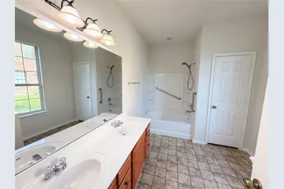 807 Yosemite Trail, Taylor, TX 76574 - Photo 12