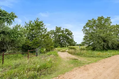8413 Mach Road, La Grange, TX 78945 - Photo 20