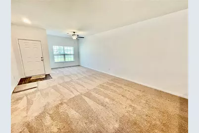 126 Fox Glen Trail, Jarrell, TX 76537 - Photo 6