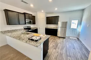 126 Fox Glen Trl, Jarrell, TX 76537 - Photo 8