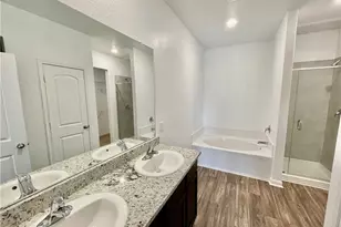 126 Fox Glen Trl, Jarrell, TX 76537 - Photo 14