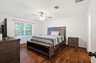 318 Liberty St, Hutto, TX 78634 - Photo 8