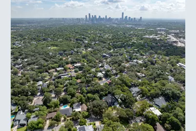 2402 Elmglen Drive, Austin, TX 78704 - Photo 28