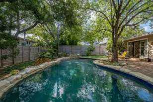 2402 Elmglen Dr, Austin, TX 78704 - Photo 20