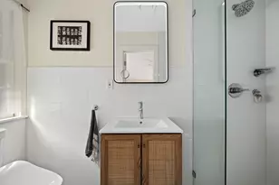 2402 Elmglen Dr, Austin, TX 78704 - Photo 14